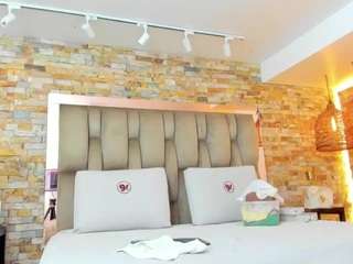 karla-dunn Live Webcam on CamSoda