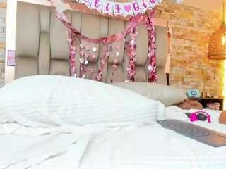 karla-dunn's CamSoda show and profile