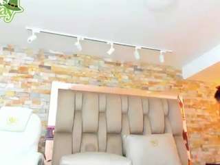 karla-dunn live cam profile