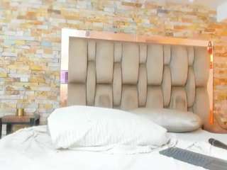 Karla live webcam show