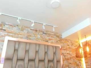 Karla live cam preview