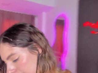 leah-grey
