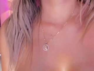 leah-grey