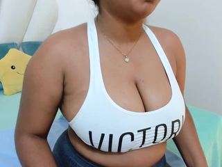  lizzie-williams chat room