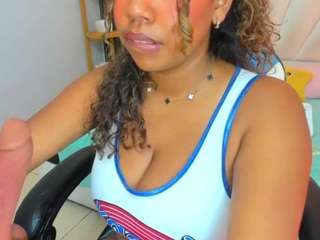lizzie-williams live cam