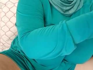amalarabic from CamSoda is Freechat