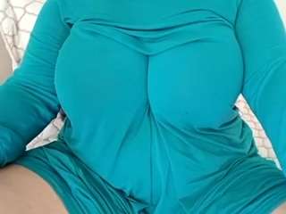 amalarabic from CamSoda is Freechat