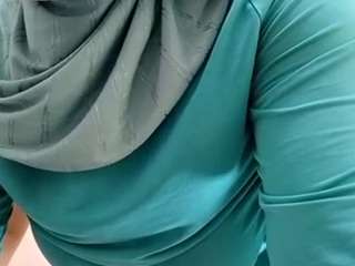 Live webcam model amalarabic on Soda Cams