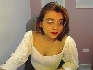 Ary-cam230 nude and sexy before cam for live chat