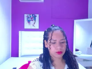 juiicy-bigtits's Live Sex Cam Show