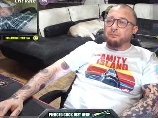Leek live webcam show