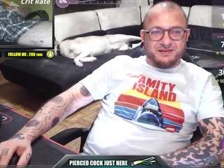 Leek live webcam show