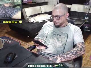 Leek live cam on CamSoda