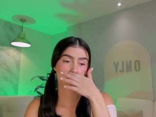 paulinasantos live cam profile