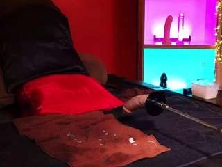 jenniferstarts Live Webcam on CamSoda
