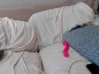 petiteandsweet69 Live Webcam on CamSoda