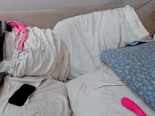 petiteandsweet69 Live Webcam on CamSoda