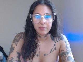 Dahlia live webcam show