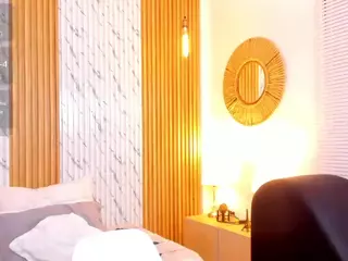 Eimy-Nicolls's Live Sex Cam Show