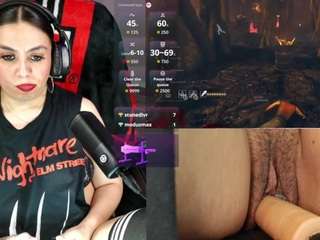 le modèle india-rae-blaze est en webcam porno dans un show sur le site camsoda, il possède les tags suivants: ass bouncing,average,shaved-pussy,sexmachine,orgasm,no smoking,moaning,middle aged,gamer,gagging,fetish,feet,drinking,doggy style,dildo or vibrator,cum,brown eyes,blowjob,tattoos,hd
