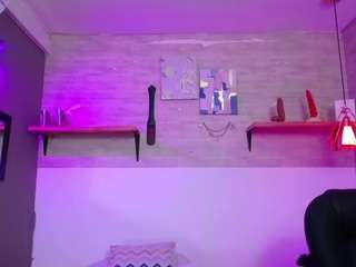 maturepure Live Webcam on CamSoda