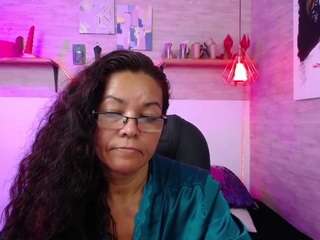 maturepure from CamSoda is Freechat