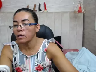 Cattleya MaturePure's Live Sex Cam Show