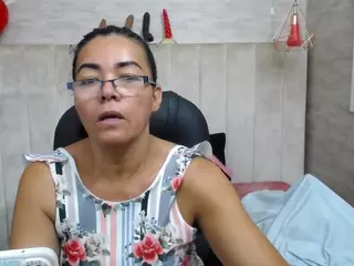 Cattleya MaturePure's Live Sex Cam Show