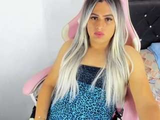 danielaxxx