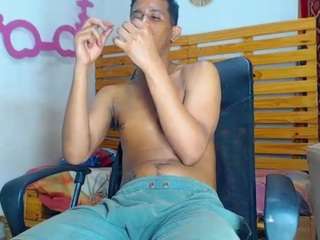 boydirtylatin21 webcam