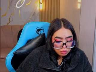 annie-ackerman Live Webcam on CamSoda