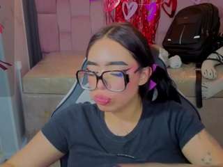 annie-ackerman webcam