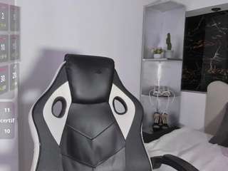  layda-frodita chat room