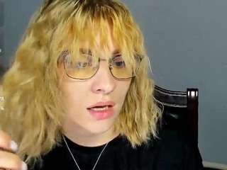 nellyicee webcam