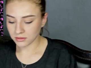 nellyicee webcam model