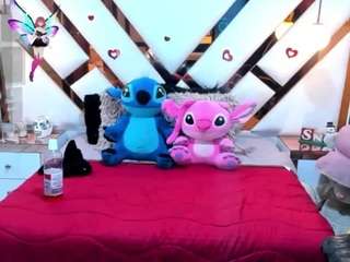 sara-slut Live Webcam on CamSoda