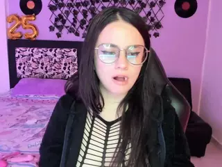 kassandra-james's Live Sex Cam Show