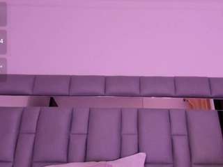 nadia-saadik1 webcam