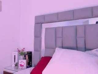 nadia-saadik1 Live Webcam on CamSoda