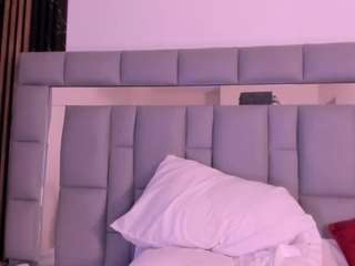  nadia-saadik1 chat room