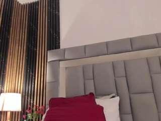 nadia-saadik1 webcam