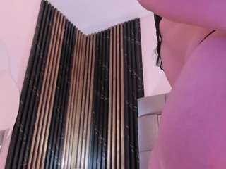 nadia-saadik1 Live Webcam on CamSoda