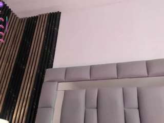 nadia-saadik1 webcam