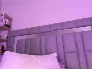 Nadia-saadiK1's Live Sex Cam Show