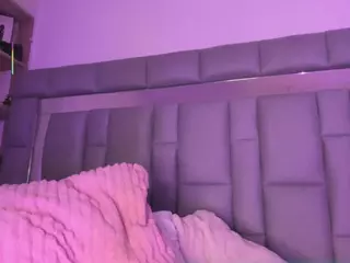 Nadia-saadiK1's Live Sex Cam Show