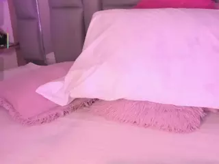 Nadia-saadiK1's Live Sex Cam Show