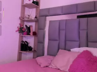 Nadia-saadiK1's Live Sex Cam Show