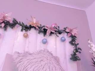 sofii-james's CamSoda show and profile