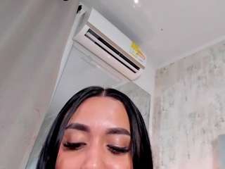 le modèle sofii-james est en webcam porno dans un show sur le site camsoda, il possède les tags suivants: ahegao,shaved,natural,anal,no drinking,no smoking,panty,public,pussy,sexydance,shaved-pussy,lush,solo,spanking,striptease,tattoos,teen-18,toys,twerk,wild