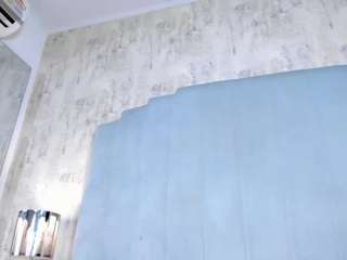 Sofii-james's cam show statistics and live stream